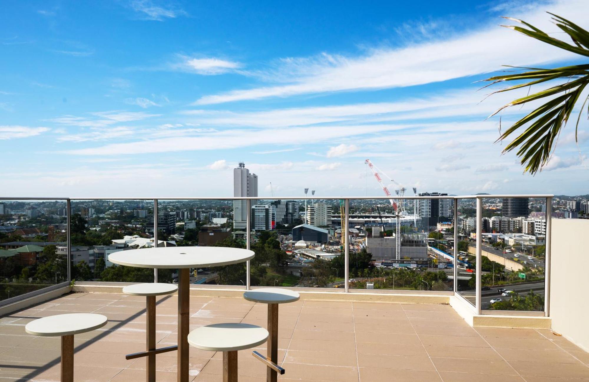 เควสต์ เซาท์บริสเบน Aparthotel ภายนอก รูปภาพ