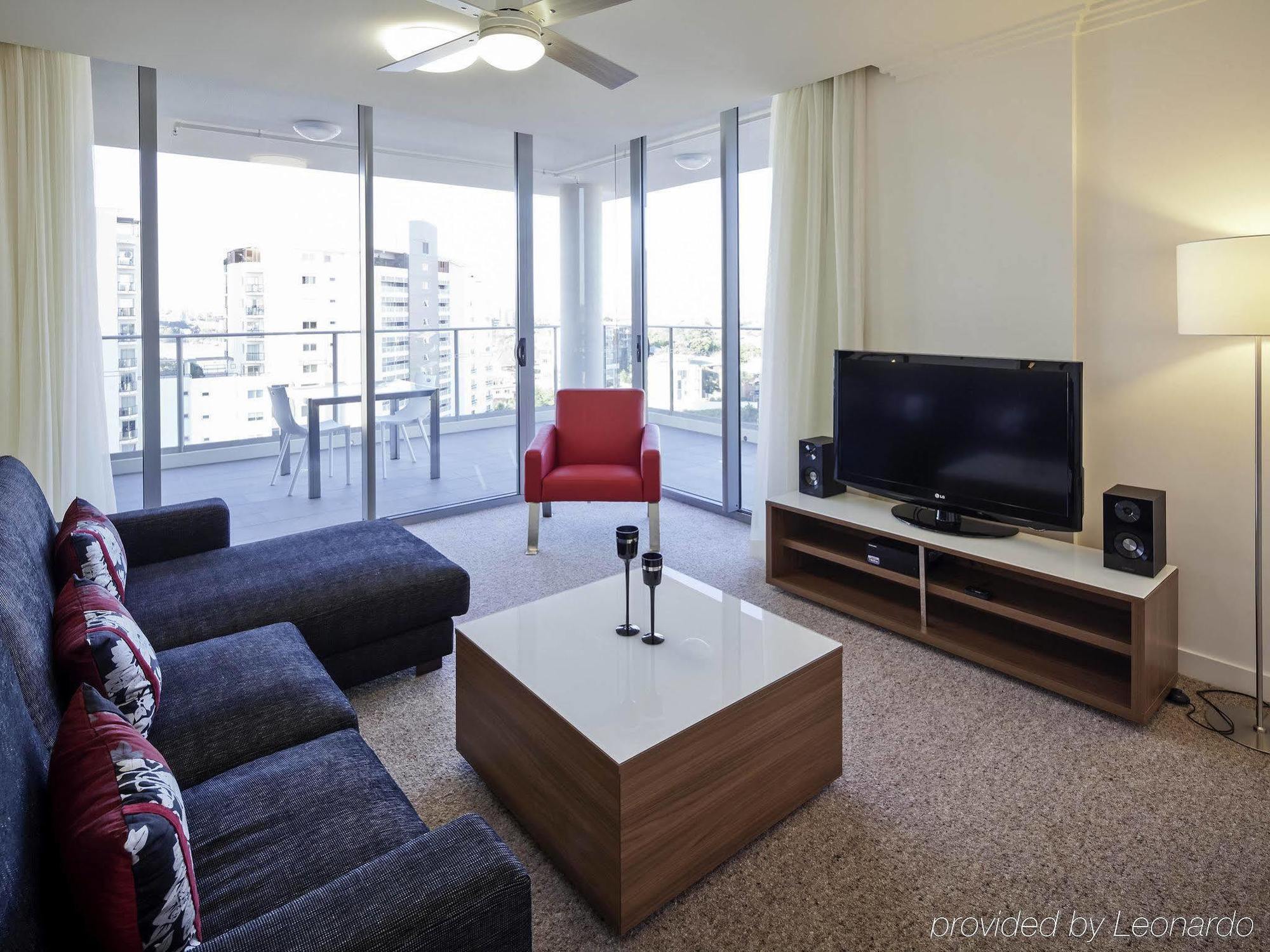เควสต์ เซาท์บริสเบน Aparthotel ห้อง รูปภาพ