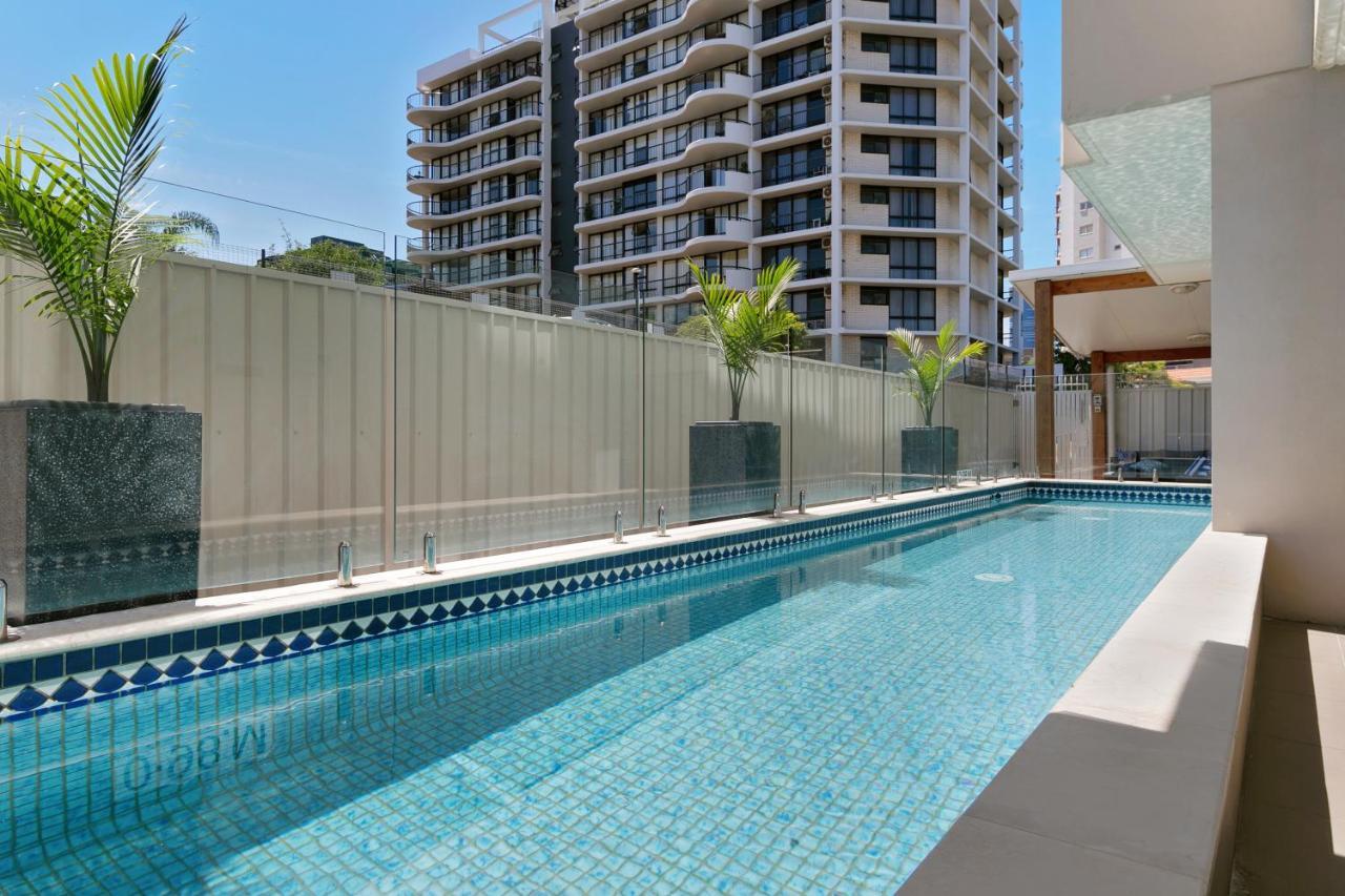 เควสต์ เซาท์บริสเบน Aparthotel ภายนอก รูปภาพ